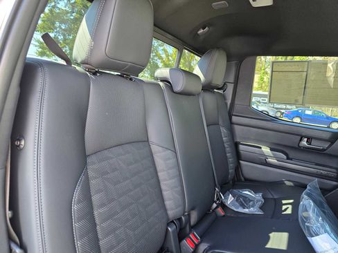 Used 2025 Toyota Tacoma TRD Off-Road w/ TRD Off Road Premium Package image 14