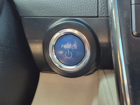 Used 2012 Toyota Camry XLE w/ Convenience Pkg FWD image 24