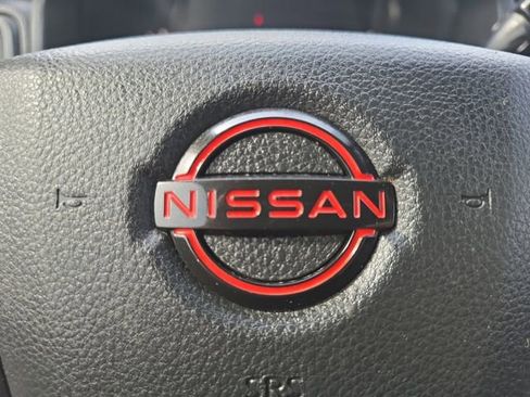 Used 2024 Nissan Titan PRO-4X image 5