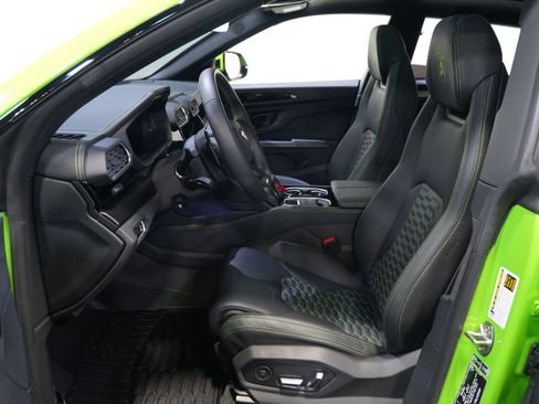 Used 2024 Lamborghini Urus S AWD/4WD image 32