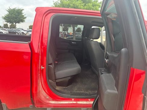 Used 2020 Chevrolet Silverado 1500 Custom w/ Custom 2.7L Value Package AWD/4WD image 16