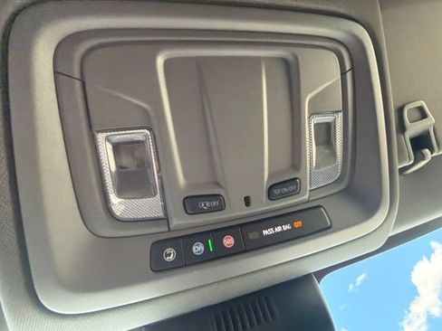 Used 2023 GMC Sierra 1500 Elevation AWD/4WD image 15