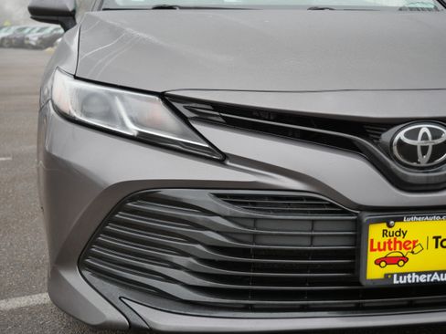 Certified 2020 Toyota Camry LE image 16