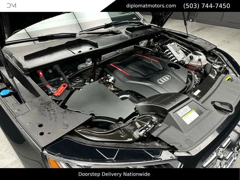 Used 2022 Audi SQ5 Premium Plus w/ Premium Plus Package image 50