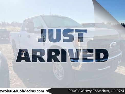 Used 2022 Ford F250 XL w/ Power Equipment Group AWD/4WD image 1