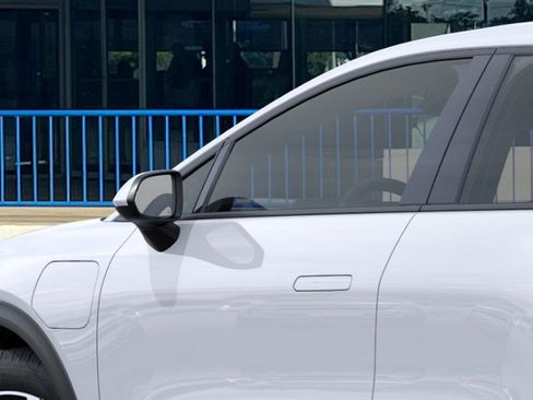 New 2026 Chevrolet Equinox EV LT image 12