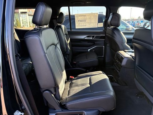 New 2026 Jeep Grand Wagoneer 4WD image 13