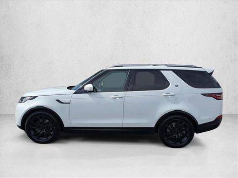 Used 2017 Land Rover Discovery HSE image 9