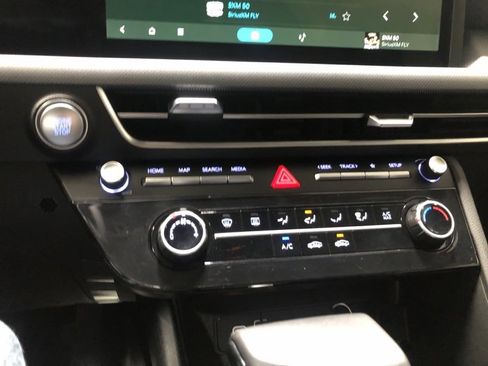 Used 2025 Hyundai Sonata SE image 27