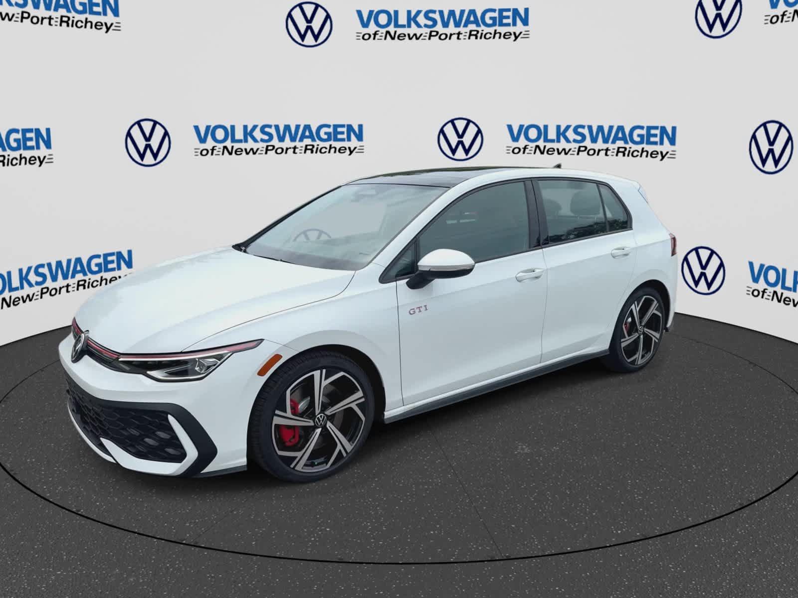 New 2026 Volkswagen GTI SE FWD image 4