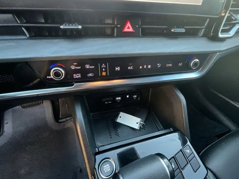 Used 2024 Kia Sportage X-Line image 15