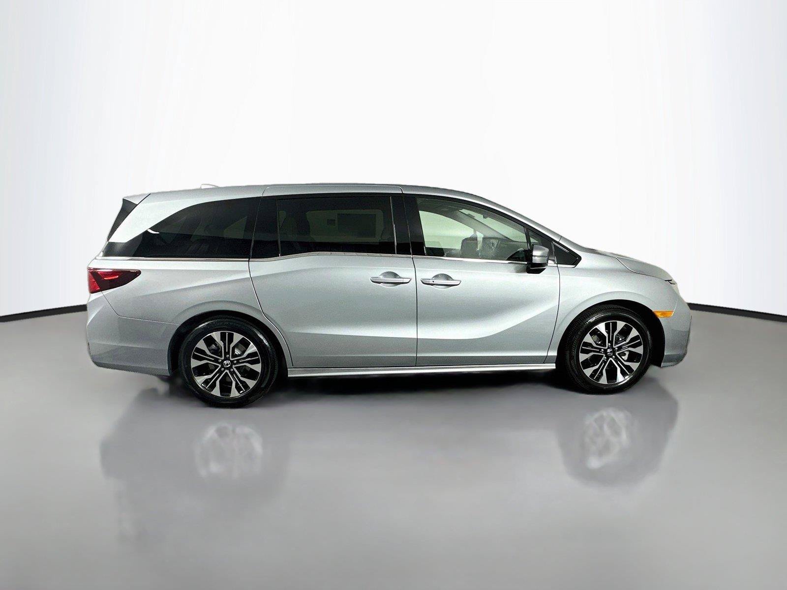 New 2026 Honda Odyssey Elite image 18