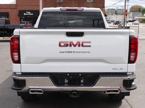 Used 2023 GMC Sierra 1500 SLE w/ X31 Off-Road Package AWD/4WD image 8