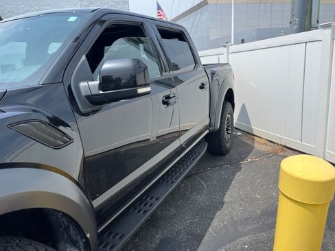 Used 2019 Ford F150 Raptor w/ Equipment Group 802A Luxury AWD/4WD image 8