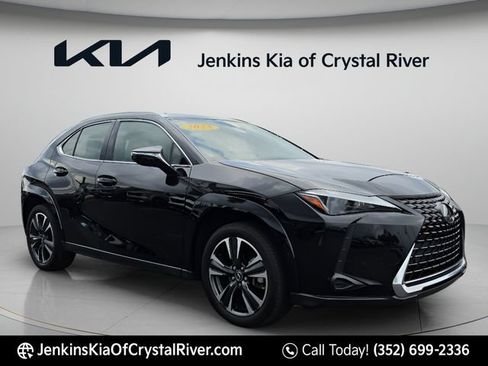 Used 2023 Lexus UX 250h FWD w/ Accessory Package (Z1) image 17
