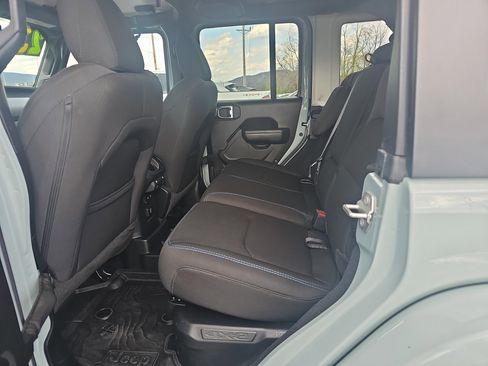 Used 2023 Jeep Wrangler Unlimited Rubicon 4xe w/ Cold Weather Group image 13