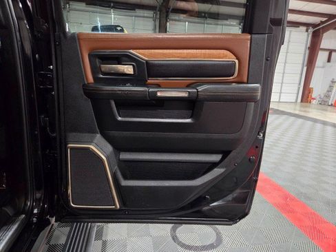 Used 2020 RAM 2500 Limited image 38