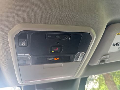 Used 2024 Toyota Tundra SR5 w/ SR5 Convenience Package AWD/4WD image 15