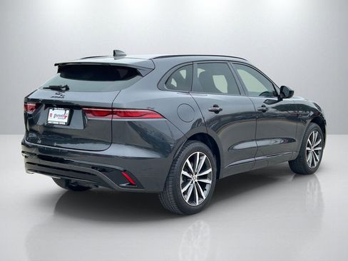 Used 2024 Jaguar F-PACE R-Dynamic S image 5