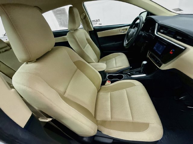 Used 2019 Toyota Corolla LE FWD image 24