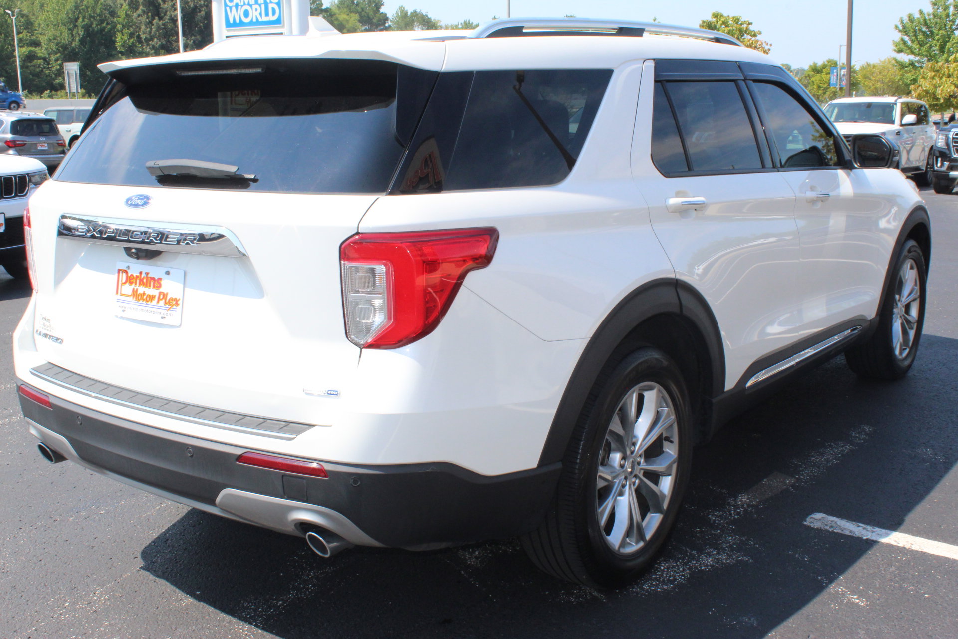 Used 2020 Ford Explorer Limited AWD/4WD image 6