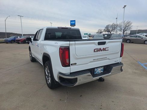 Used 2022 GMC Sierra 1500 SLT w/ SLT Convenience Package image 7