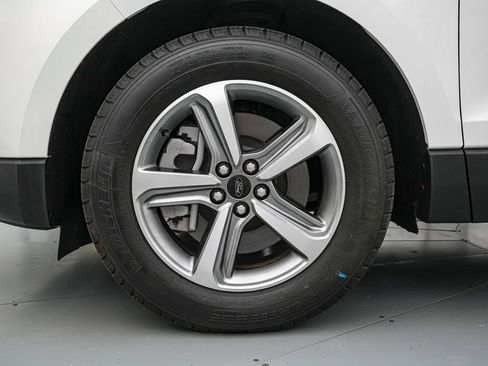 Certified 2024 Ford Edge SEL w/ Convenience Package AWD/4WD image 10