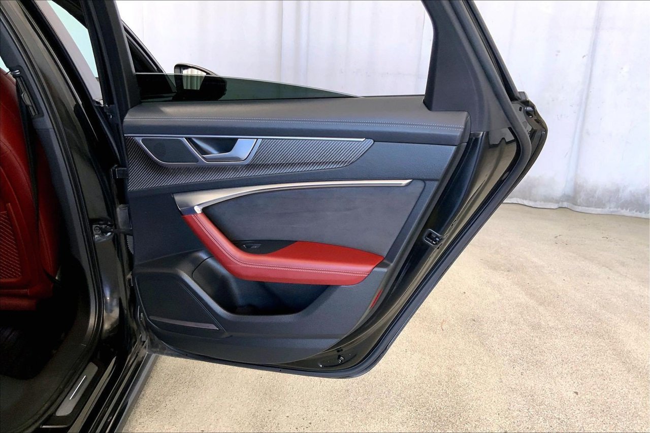 Used 2022 Audi S6 Premium Plus w/ S Sport Package AWD/4WD image 22