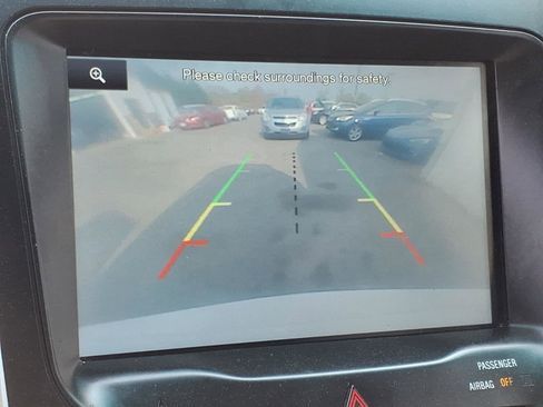 Used 2014 Ford Explorer XLT w/ Equipment Group 202A image 10