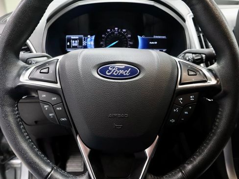 Certified 2024 Ford Edge SEL image 31