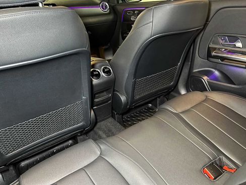 Certified 2025 Mercedes-Benz GLA 250 4MATIC image 21