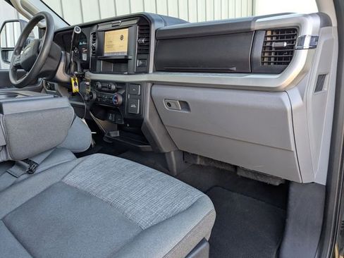 Used 2025 Ford F250 XLT image 29