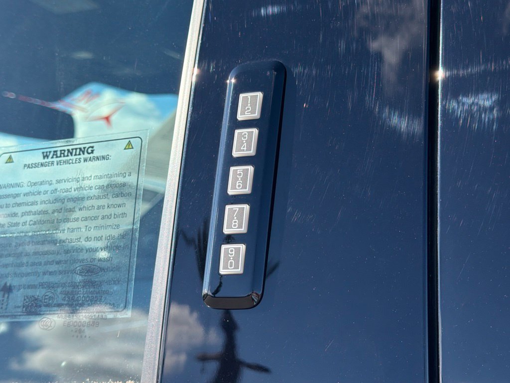 Used 2024 Ford F350 Platinum AWD/4WD image 19