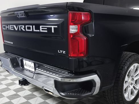 Used 2022 Chevrolet Silverado 1500 LTZ w/ Technology Package AWD/4WD image 47