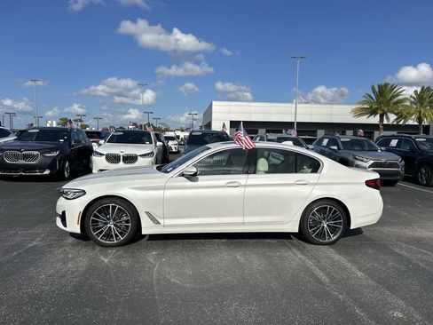 Used 2023 BMW 530i w/ Premium Package RWD image 15