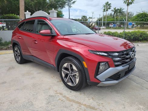Used 2026 Hyundai Tucson SEL Plus FWD image 3