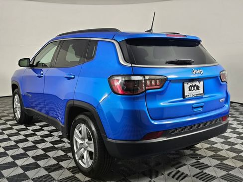 Used 2022 Jeep Compass Latitude FWD image 5