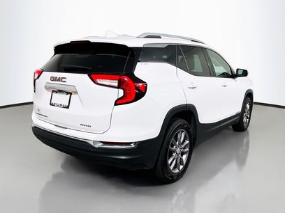 Used 2023 GMC Terrain SLT