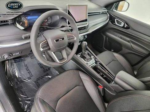 Used 2023 Jeep Compass Limited AWD/4WD image 12