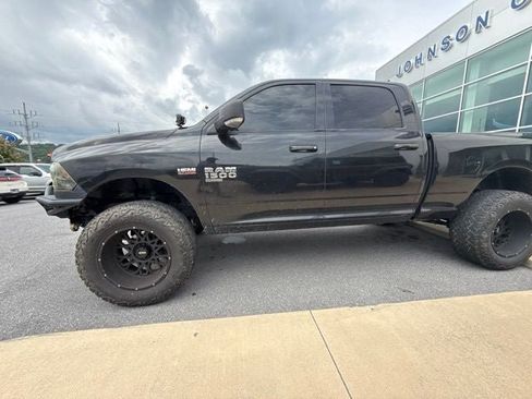 Used 2019 RAM 1500 Big Horn AWD/4WD image 7
