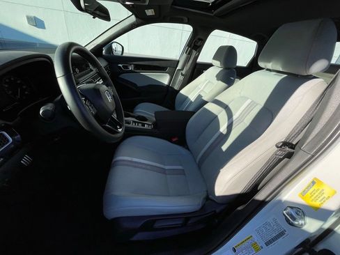 Certified 2025 Honda Civic Sport image 26