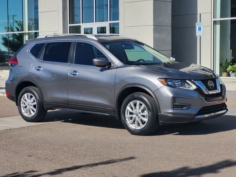 Used 2019 Nissan Rogue SV AWD/4WD image 3