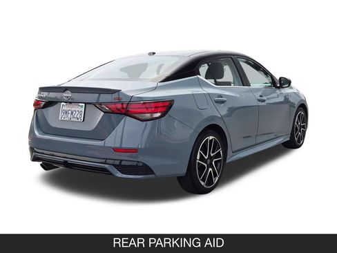 Used 2024 Nissan Sentra SR FWD image 9