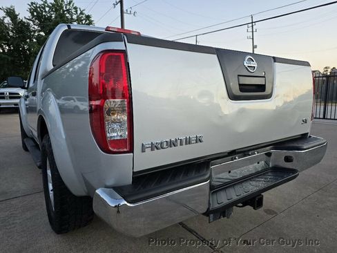 Used 2012 Nissan Frontier SV RWD image 16