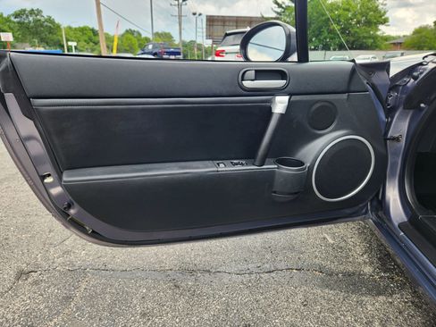 Used 2007 MAZDA MX-5 Miata Grand Touring w/ Premium Pkg image 79