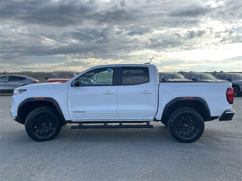 New 2026 GMC Canyon Elevation w/ Convenience Package image 6