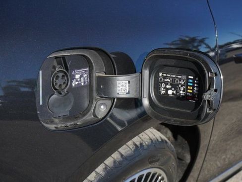 Used 2024 Mercedes-Benz EQS 450+ 4MATIC Sedan image 15