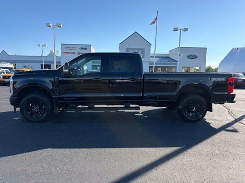 New 2026 Ford F250 Lariat w/ Black Appearance Package AWD/4WD image 2