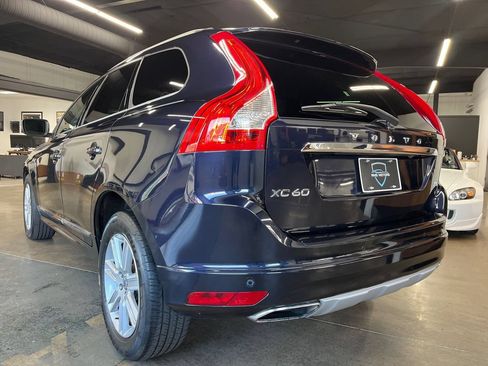 Used 2017 Volvo XC60 T5 Inscription w/ Preferred Option Package FWD image 9
