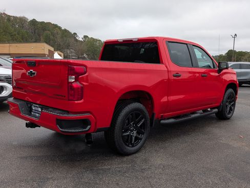 Used 2025 Chevrolet Silverado 1500 Custom w/ Turbomax Blackout Package image 9